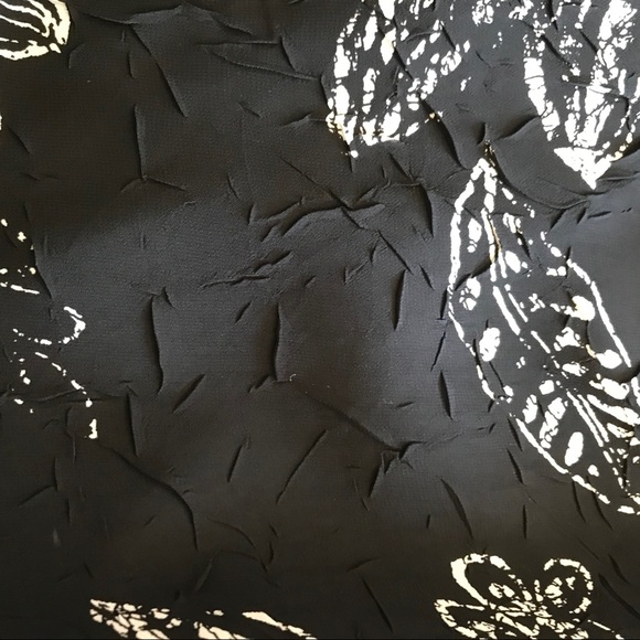 Maxi-Length Black Print Dress - Picture 5 of 7